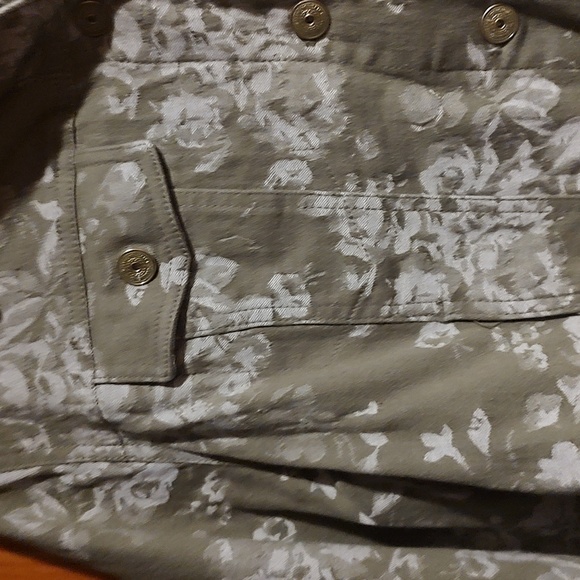 Jean Jacket - Picture 3 of 3